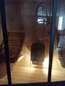 Appartements HOTEL DU BERRY - Loveroom avec Sauna, Hammam, Jacuzzi privatifs : photos des chambres