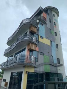 Qian Qian Riverside B&B