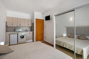 Estudio 2 Costa Adeje