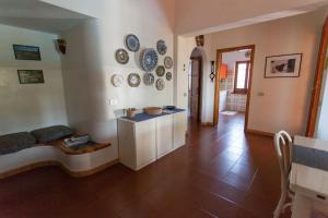 Villa Paolina, private pool, large shady patio, bbq