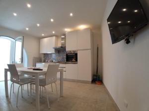 VILLA DEI GIGLI PESCOLUSE