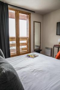 Hotels Hotel Emeraude : photos des chambres