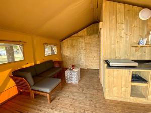 Tentes de luxe Camping la Kahute - Tente lodge au coeur de la foret : photos des chambres