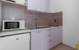 Gorgeous Apartment In Crikvenica With Wifi