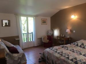 B&B / Chambres d'hotes La Ferme de Valauris : Chambre Double ou Lits Jumeaux