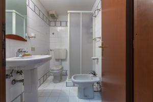 GuestHost - A 2 min dal Museo della Cattedrale San Romano Apt