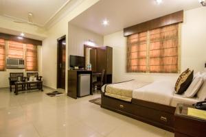 Hotel Grand Park Inn