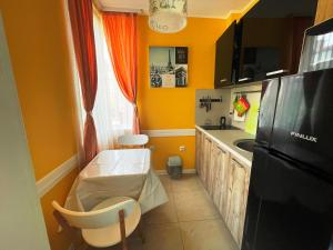 Bright 1BD Apartment with Nice Terrace by Flat Mаnаger