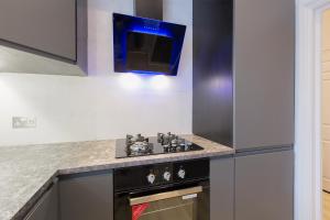 Elegant 2 bedrooms apt in Chelsea with patio