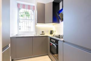 Elegant 2 bedrooms apt in Chelsea with patio