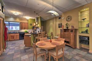 Idyllic Dtwn Anchorage Condo with Fireplace!
