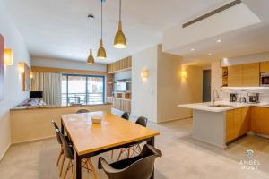 Magnificent Oceanview Rooftop Lounge with Plunge Pool