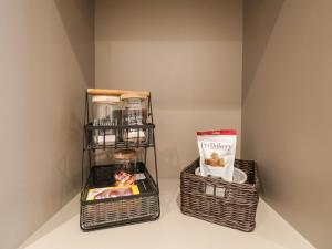 Alice House Stone Cross Mansion