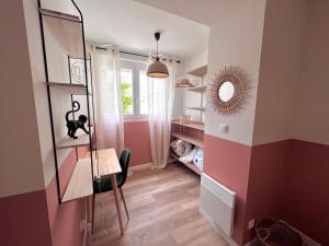 Appartements LE QUAI 4 - SUPERBE T2 LUMINEUX CALME - CLiM - TERRASSE - WiFi - Gare a 200m : photos des chambres