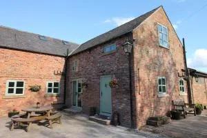 The Hoglets - Chelford