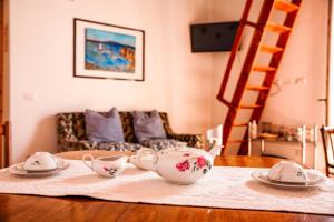 Bobo's House Calasetta img2