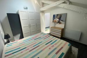 Appartements Loft 9 - in the heart of Biarritz close to the beach : photos des chambres