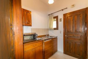 ZOI APARTMENS ANTONIS BOTSIS