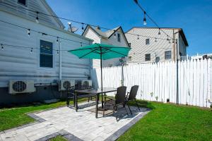 Stunning Central Home about 5 Mi to Penn Station!