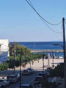 Downtown Apartment Karystos
