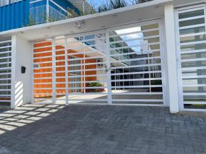 Loft container central c estacionamento