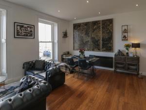 Sapphire Seas Whitby