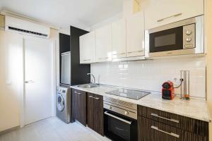 Cuidadosamente decorado apartamento junto al metro