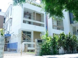 Maplewood Guest House, Neeti Bagh, New Delhiit is a Boutiqu Guest House - room 8