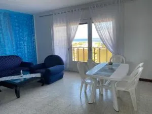 Appartement Le Jasmin Vue sur mer Pieds dans l'eau - Menzel Jemil