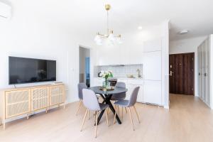 Like Lakes Luxury Apartament 65m Free Parking