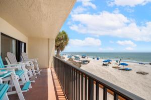 Direct Beachfront - Ocean Views - Las Brisas #103