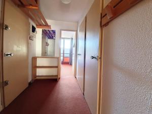 Appartement lumineux 5 pers, ski aux pieds, balcon exposé Sud - FR-1-344-1001