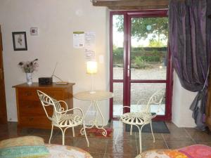 Chambres dHôtes Logis de lEtang de lAune