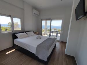 Evilenia Luxury Apartments