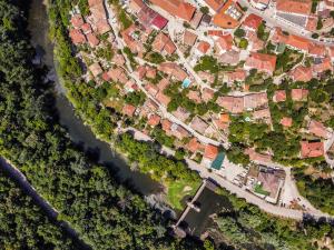 The Base- balance hub