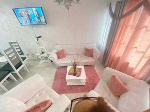 7 Santiago Minumental Area Lovely Specially 4 You - Cozy 3 bedrooms WIFI- Caribe tours - Colinas Mall and transportation 24 hours Apartment for 7 peoples