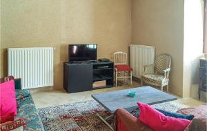 Lovely Home In Mauvières