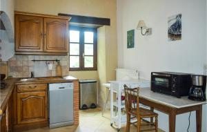 Lovely Home In Mauvières