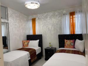 7 Santiago Minumental Area Lovely Specially 4 You - Cozy 3 bedrooms WIFI- Caribe tours - Colinas Mall and transportation 24 hours Apartment for 7 peoples