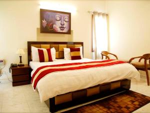 Maplewood Guest House, Neeti Bagh, New Delhiit is a Boutiqu Guest House