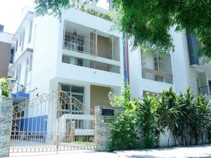 Maplewood Guest House, Neeti Bagh, New Delhiit is a Boutiqu Guest House