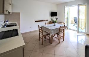 Amazing Apartment In Mandre With 1 Bedrooms, Wifi And Indoor Swimming Pool