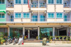 Art Mansion Patong Hotel