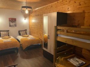 Chalets Zenitude: Superbe chalet baigne de soleil : photos des chambres