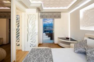 Ni President Suite, DeMaNi President Suites