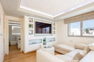 Ni President Suite, DeMaNi President Suites