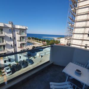 Hotel 33