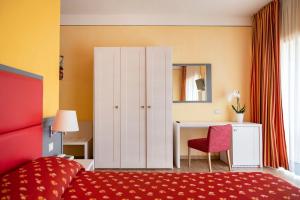 Standard Triple Room room in Hotel Villa Margherita