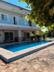 Vieri apartments - Lukovë