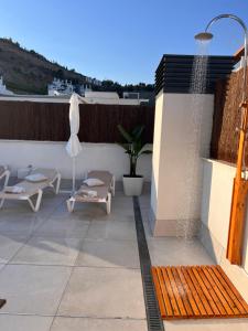 Tropical penthouse with big roof terrace